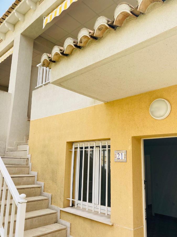 Magnifico Adosado En La Playa De Gandia Villa Exterior photo